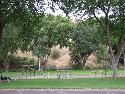 Yantis Park - Thumbnail