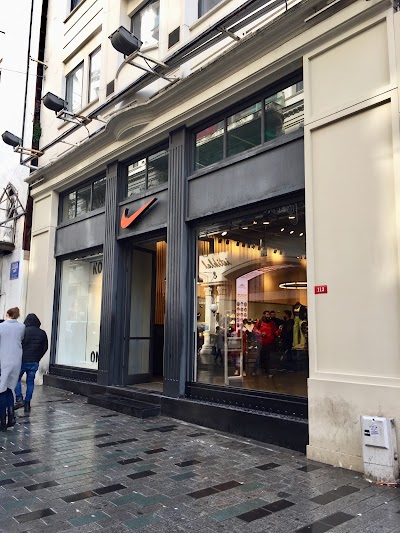 Nike Istiklal Caddesi