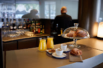 Emporio Armani Caffè à Paris