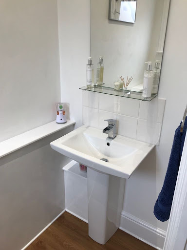 Elizabeth Edwards Physiotherapy & Sports Injury Clinic Gallery - United Kingdom
