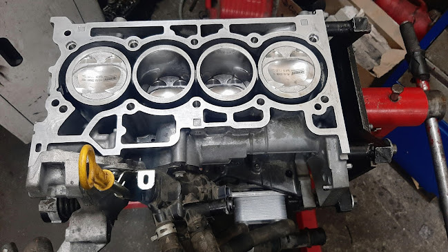 Auto serwis vip - Mechanik samochodowy