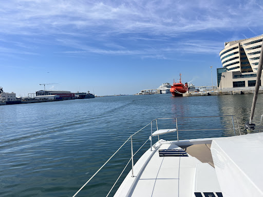 Sondevela Catamaran Barcelona - Rent exclusive boat, luxury experiences - Thumbnail
