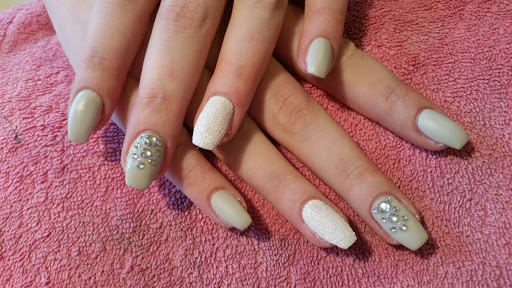 Nails 4 life nagelstudio - Germany