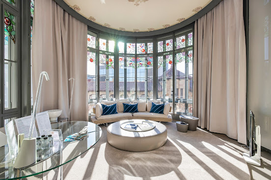 El Palauet Modernist Suites Barcelona by null