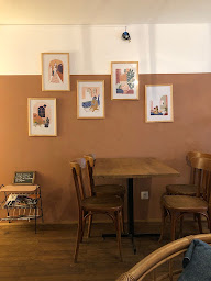 Photo n°10 de Les Bien-aimé.e.s - Librairie café Nantaise et engagée à Nantes (Café)