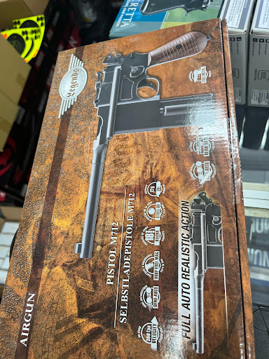 LEE'S SPORTING GOODS - Thumbnail