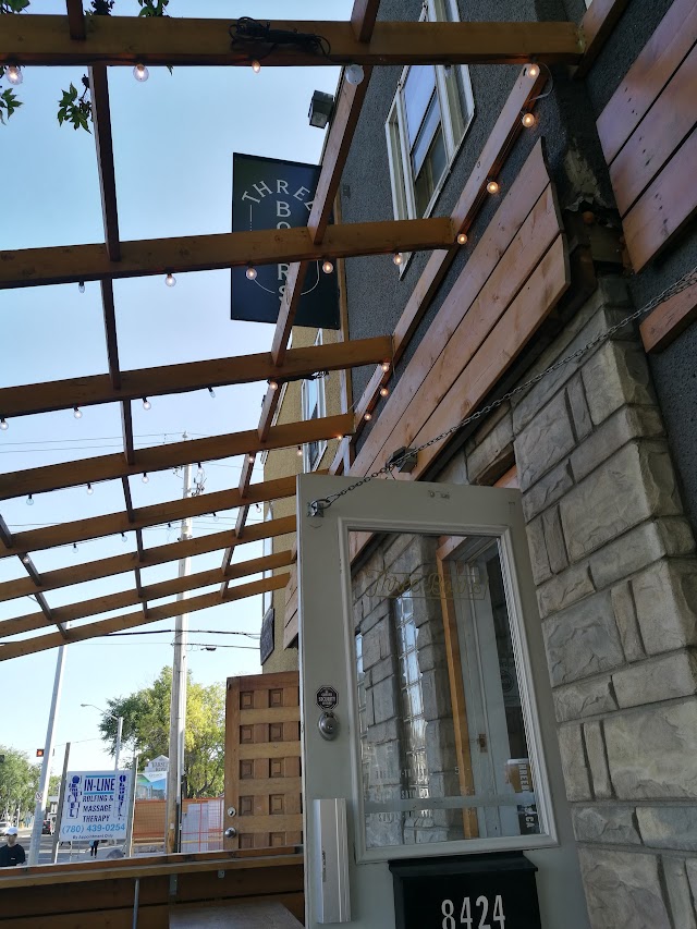 Three Boars Eatery