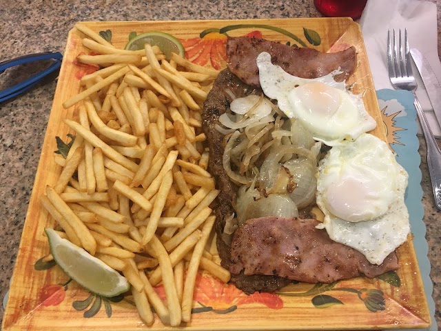 Enriqueta's Sandwich Shop