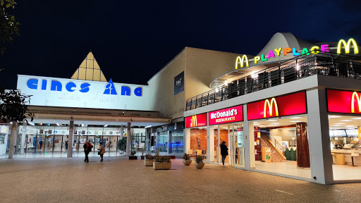 Cines aAna - Thumbnail
