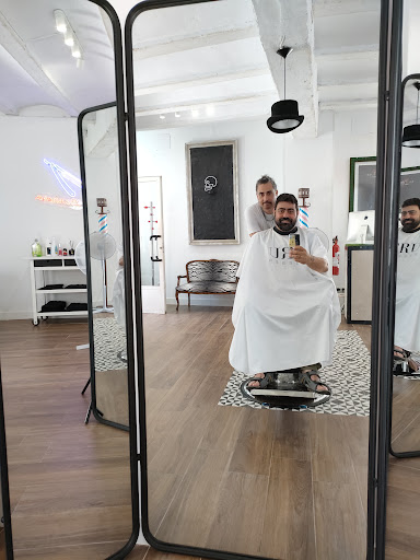 C G F El Barbero - Thumbnail