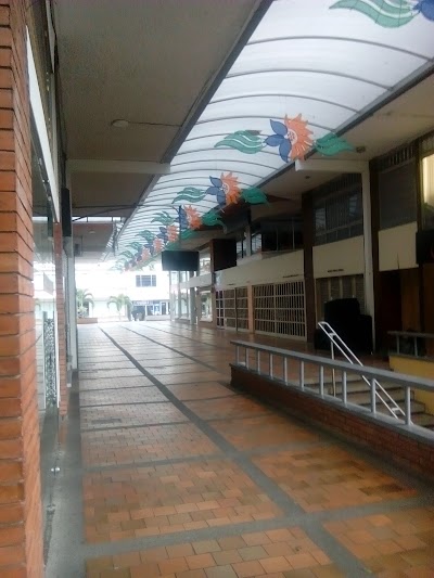 Photos of Centro Comercial Cabecera III Etapa