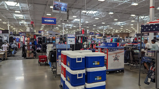 Matthews Corner Shopping Center - Thumbnail