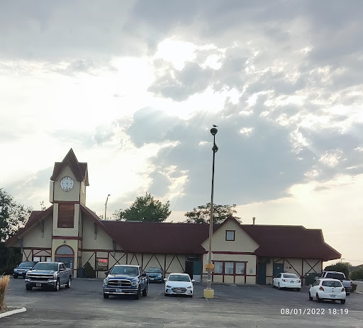 Great Wall Super Chinese Buffet - Thumbnail