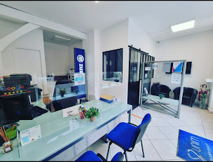 Photo n°3 de Allianz Assurance SOUPPES SUR LOING - Allianz Agences à Souppes-sur-Loing (Compagnie d'assurance moto)