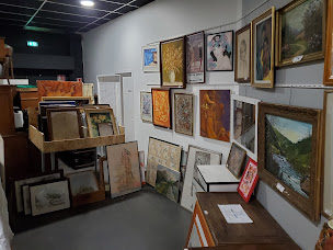 Photo n°16 de Les Greniers D'Occitanie à Le Sequestre (Magasin de produits d'occasion)