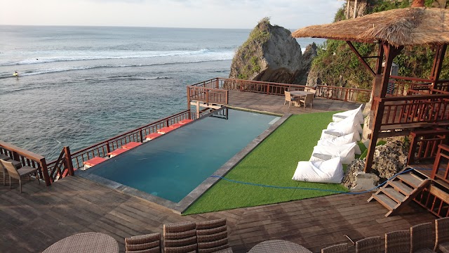 Ulu Watu Beach