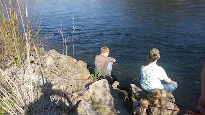 Dam-Quarry Campground