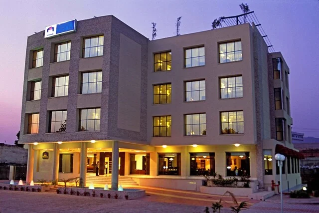 OYO 1210 Hotel Best Western Royal Park