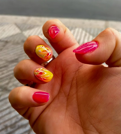 Crazy Nails - Visual