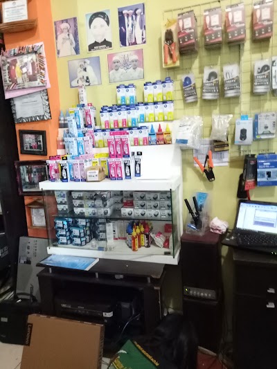 electronics-store