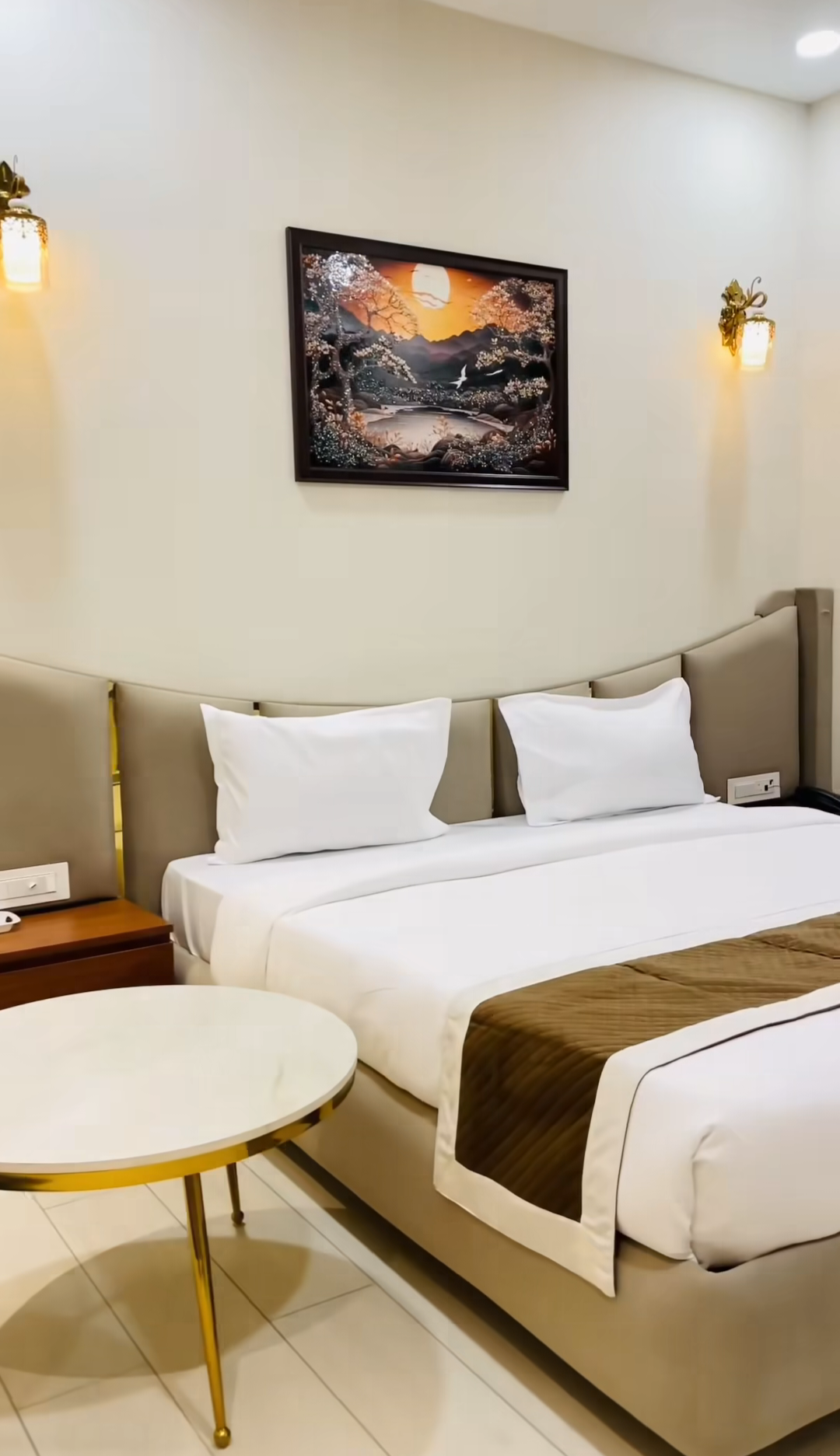 SHREE GURUKRIPA HOTEL & RESTAURANT