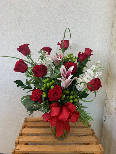 Sweet Karoline's Floral Shop Gallery - United States