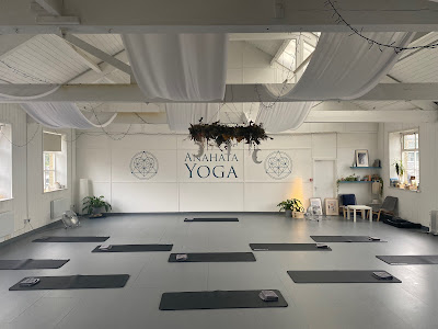 Physio-Led Pilates With Louise Samuels