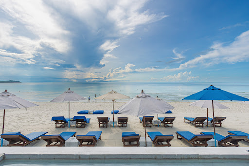 KC Beach Club & Pool Villas
