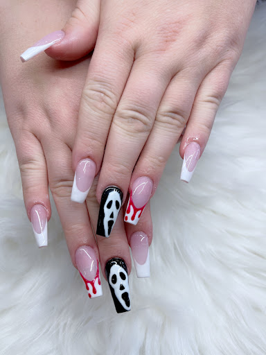 BLING NAIL SPA - Thumbnail