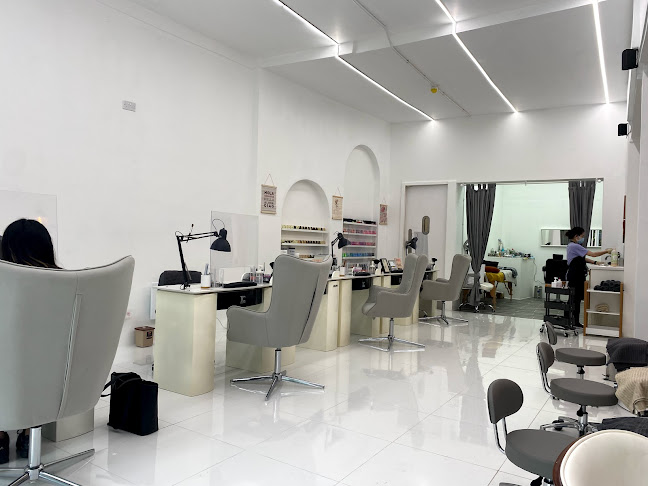Divoday Nails and Beauty