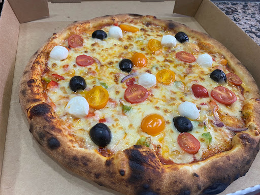 Photo 4 - Pizza Milano