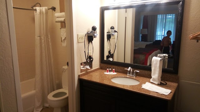 Ramada Naples