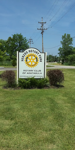 Western Reserve Greenway - Herzog Rotary Park Trailhead - United States