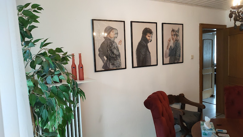 Revivia - Kartenlegen, Rückführungen, Energiearbeit