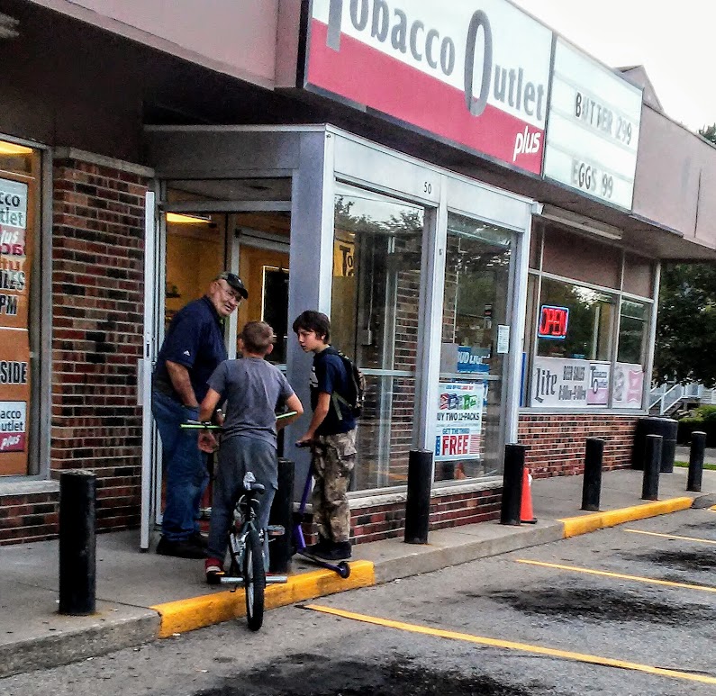 tobacco outlet plus 501 s commercial street neenah wi 54956 cigar world cut light connect tobacco outlet plus 501 s commercial