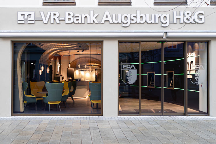 Geldautomat VR-Bank Handels- und Gewerbebank eG photo