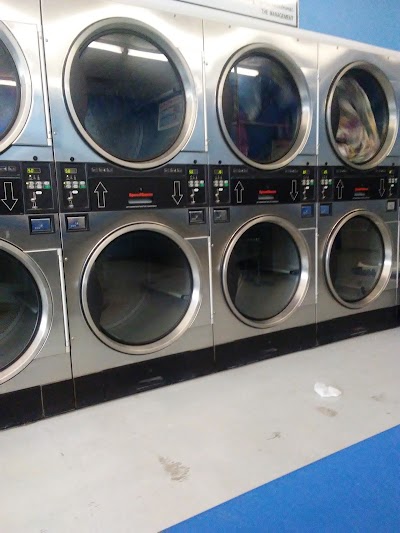 Superior Laundromat
