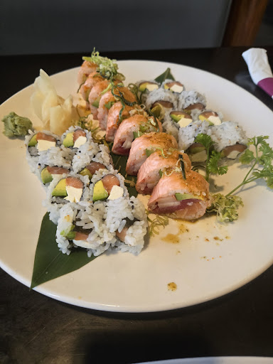 Super Yummy - Visual