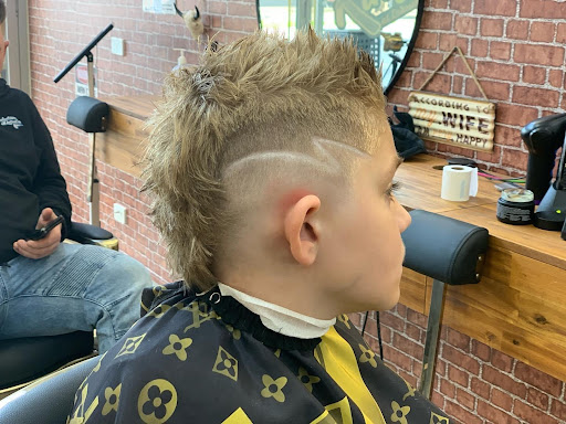 Tommy Brown Barber Barbershop Pakenham - Thumbnail