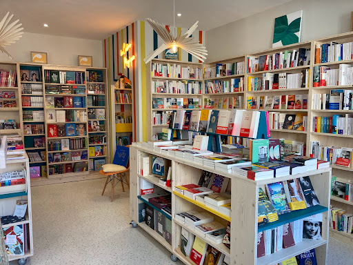 Librairie les vagues Gallery - France