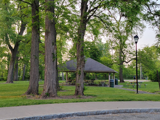 Perinton Park Logo