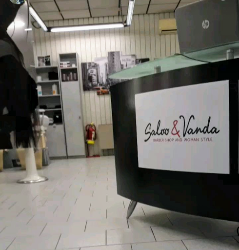 Salvo & Vanda Barber Shop And Woman Style Gallery - Italy