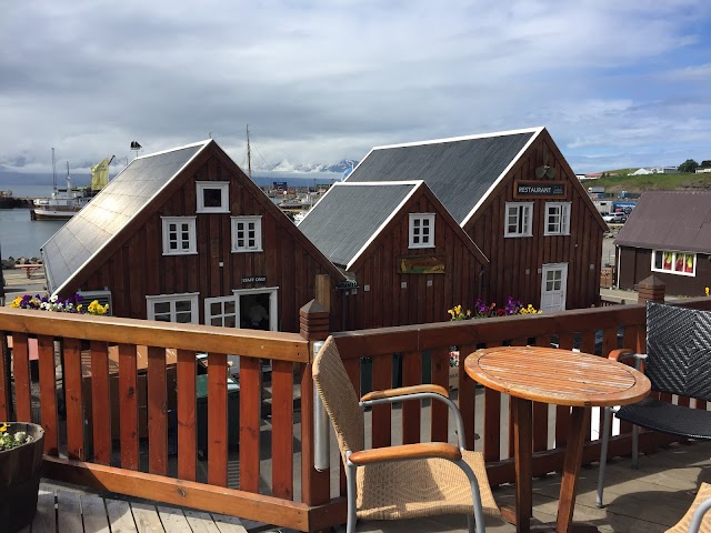 Hvalbakur Grill & Cafe