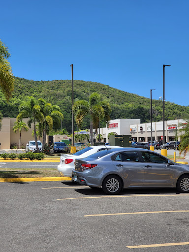 Plaza Peñuelas Shopping Center - Thumbnail