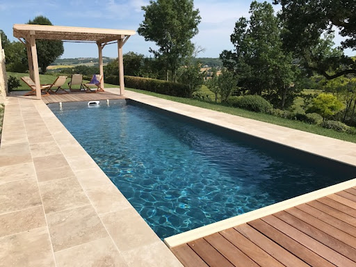Photo de Piscines Desjoyaux à Labastide-Marnhac (46090)