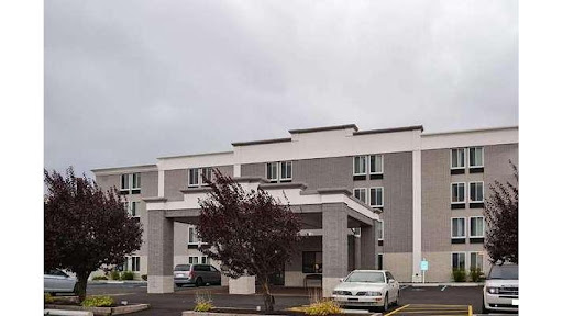 Baymont by Wyndham Dunmore-Scranton - Thumbnail