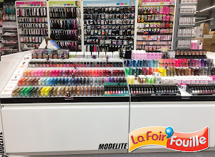 Photo n°36 de La Foir'Fouille à La Chapelle-Saint-Aubin (Magasin d'articles pour animaux)