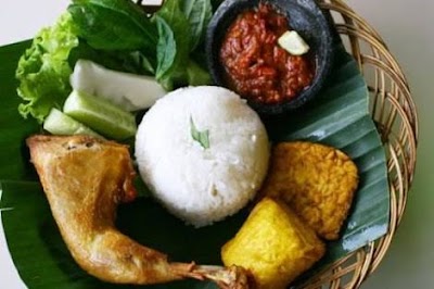 Photos of Griya Bebek dan Ayam Nelongso