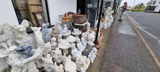 Foxes Garden & Furniture Shop - Thumbnail