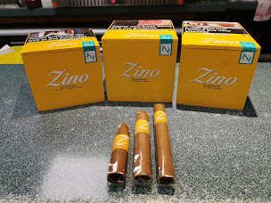 Photo n°6 de Le Chiquito, Bar, Tabac, Vap-Shop, CBD, Cave Cigare, PoKéMoN, Yo-Gi-Oh, NICKEL, Le Parisien à Pont-Sainte-Maxence (Boutique de cigarettes électroniques)